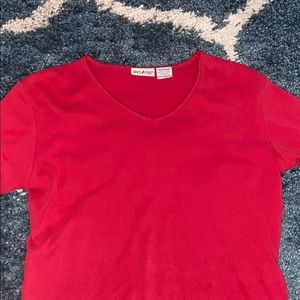 basic red tee